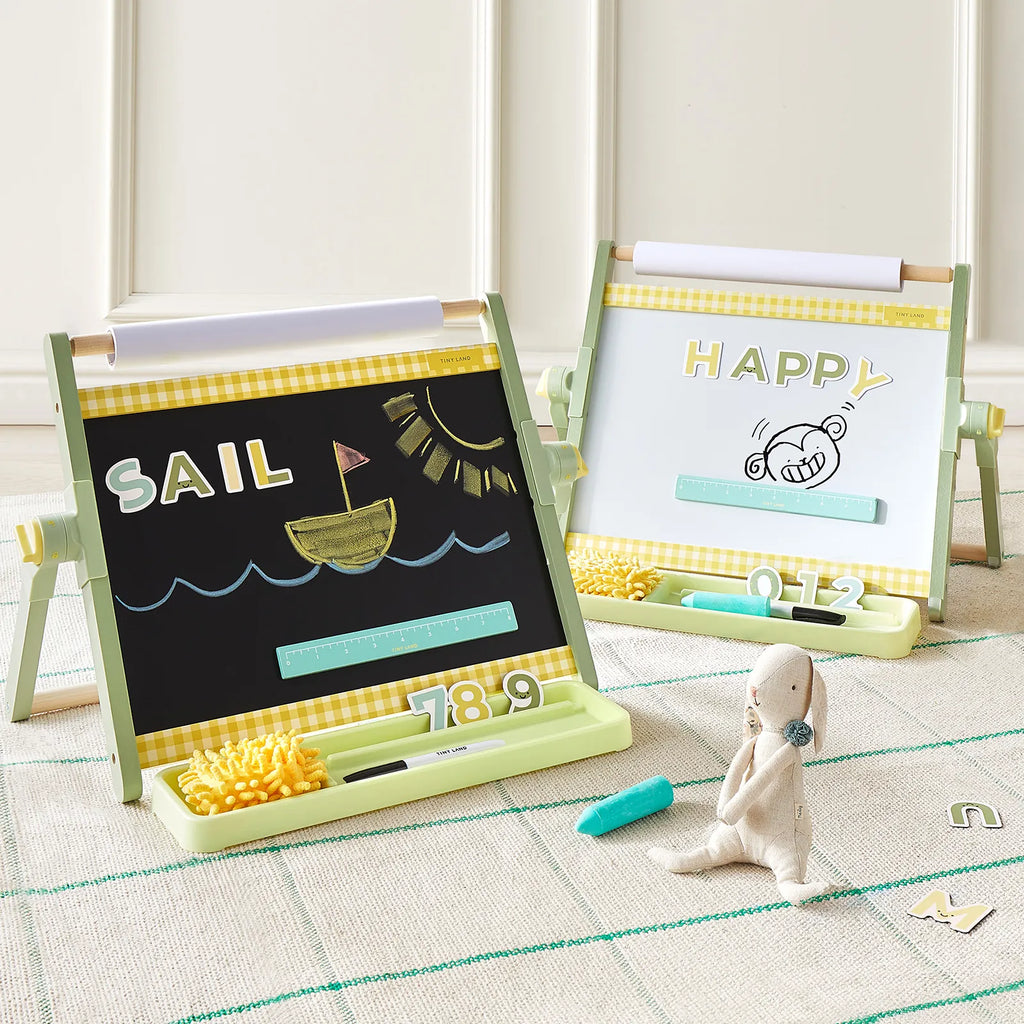 Magnetic Tabletop Easel
