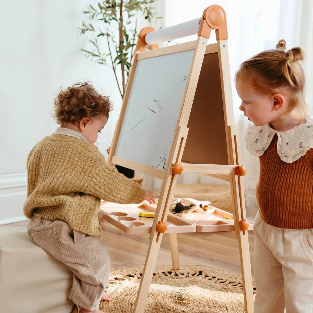 Caramel Magnitales Easel