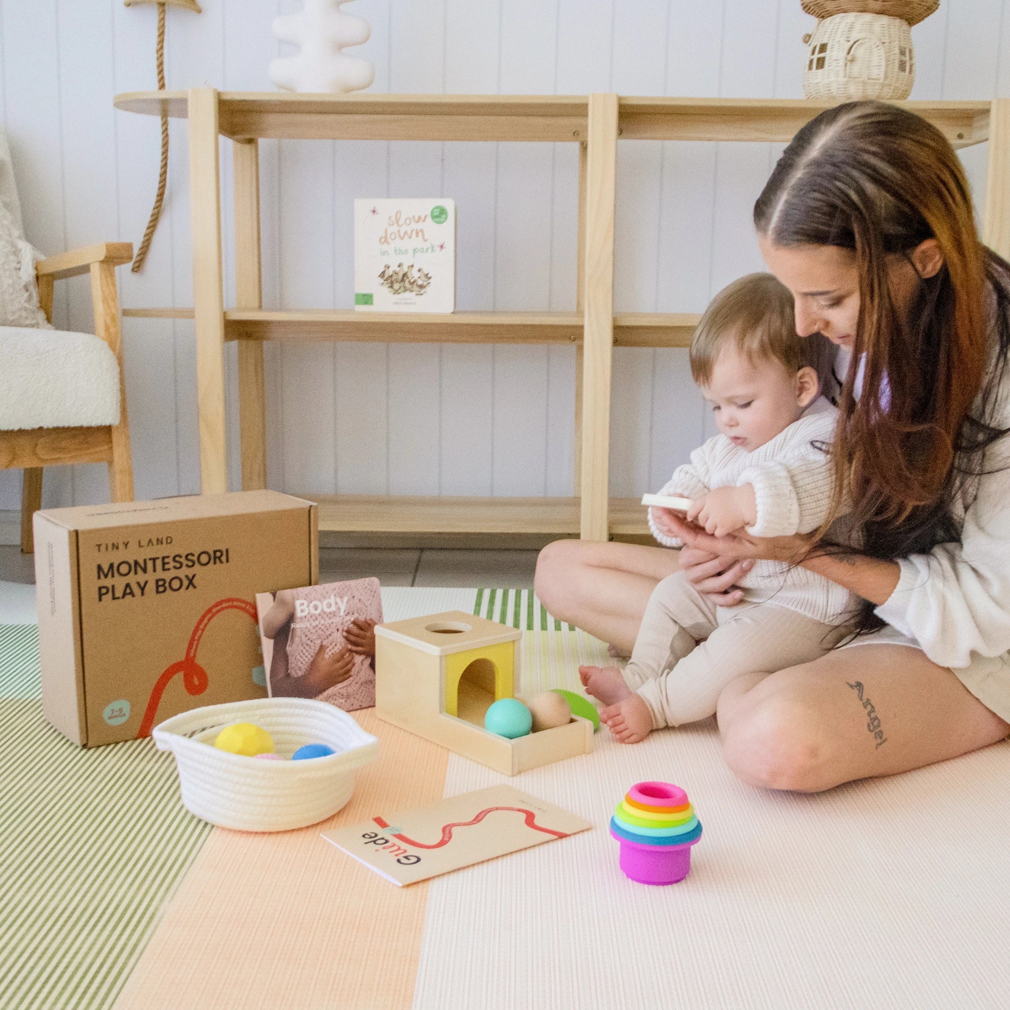 7–9 Month Montessori Set
