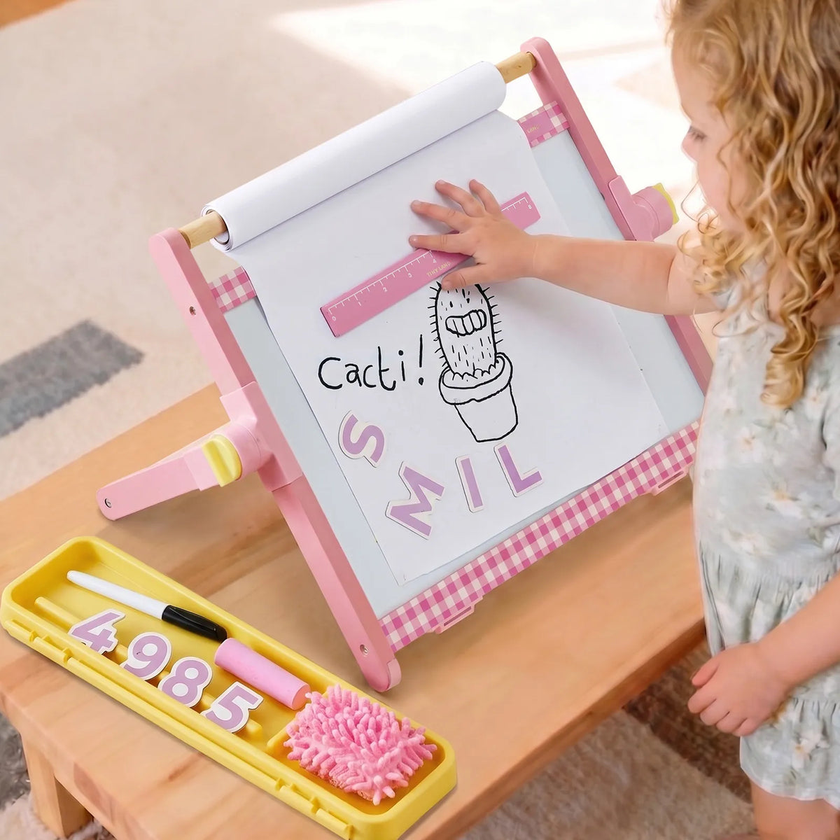 Magnetic Tabletop Easel