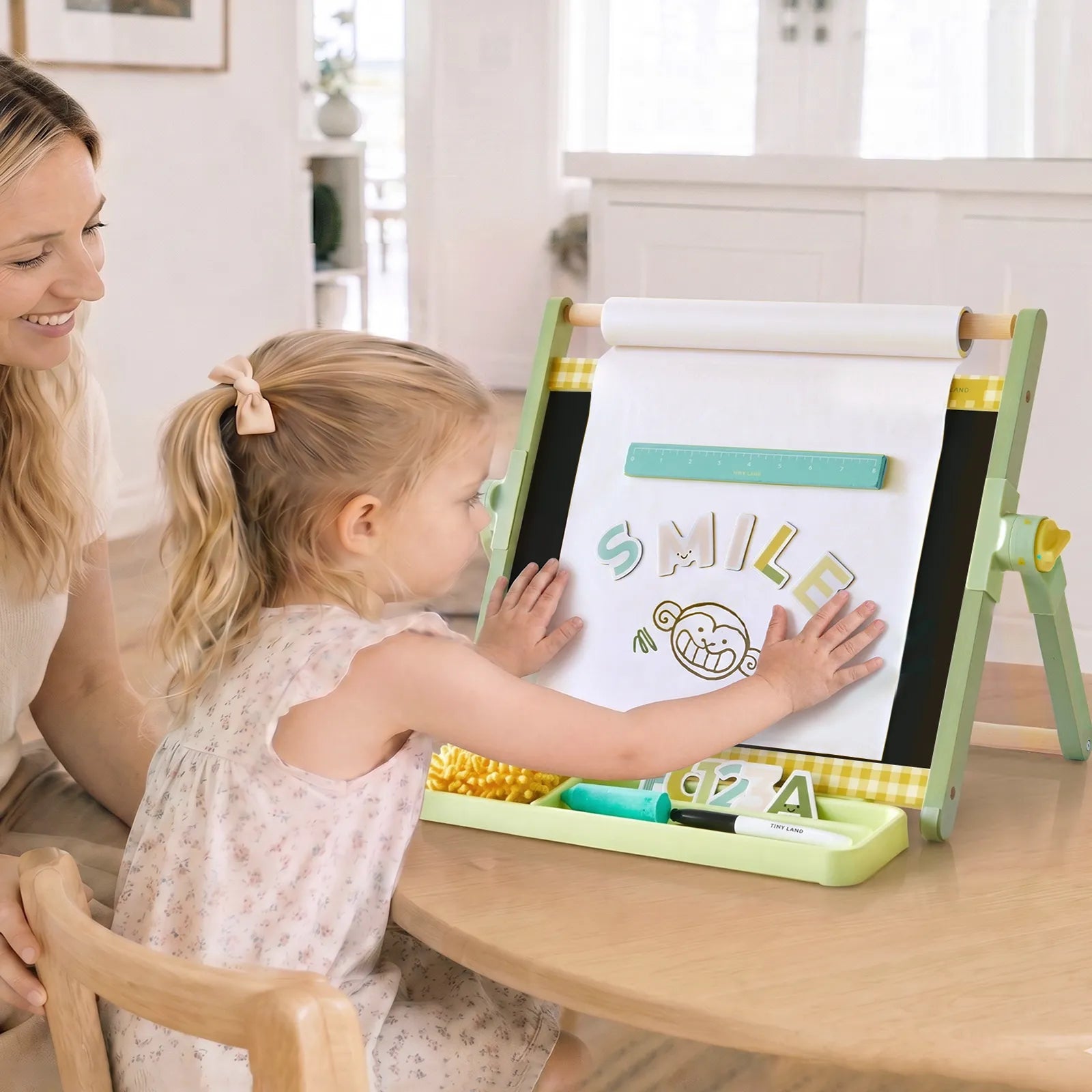 Magnetic Tabletop Easel