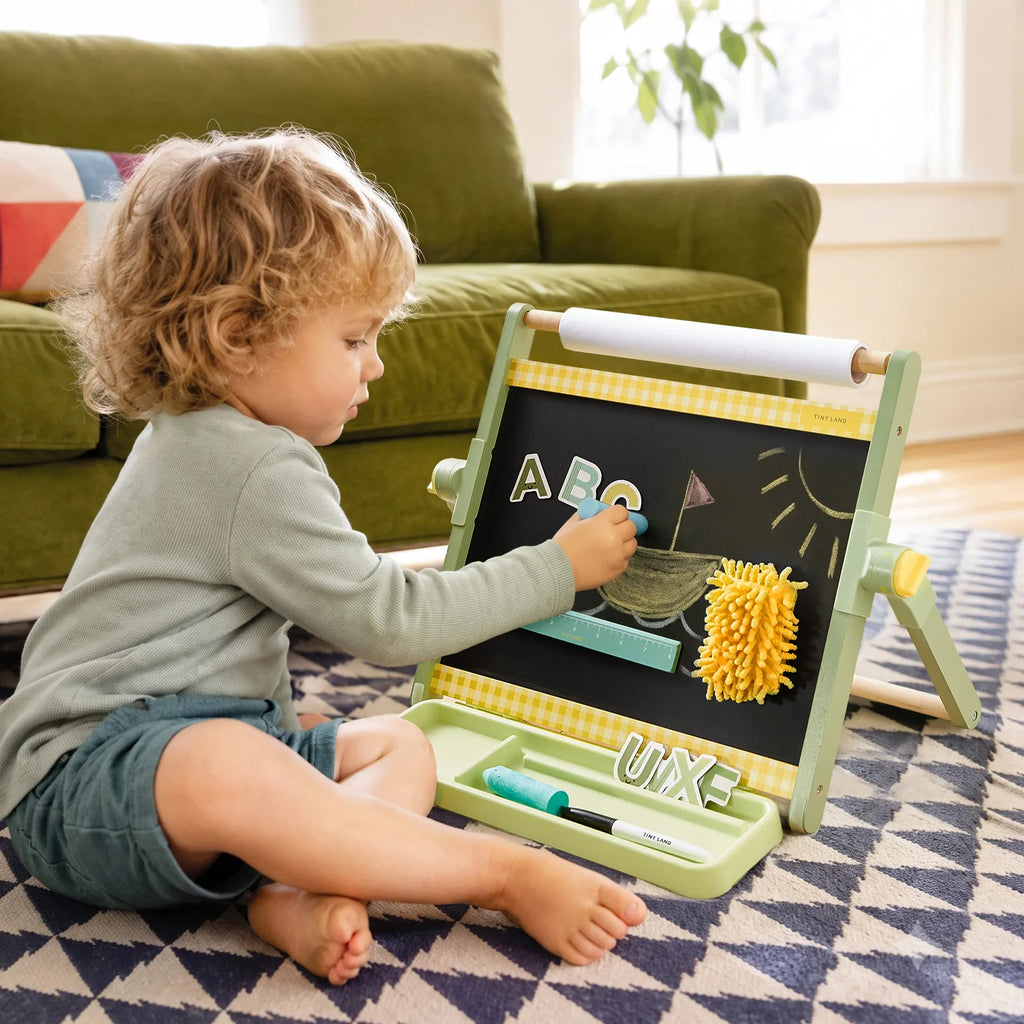 Magnetic Tabletop Easel