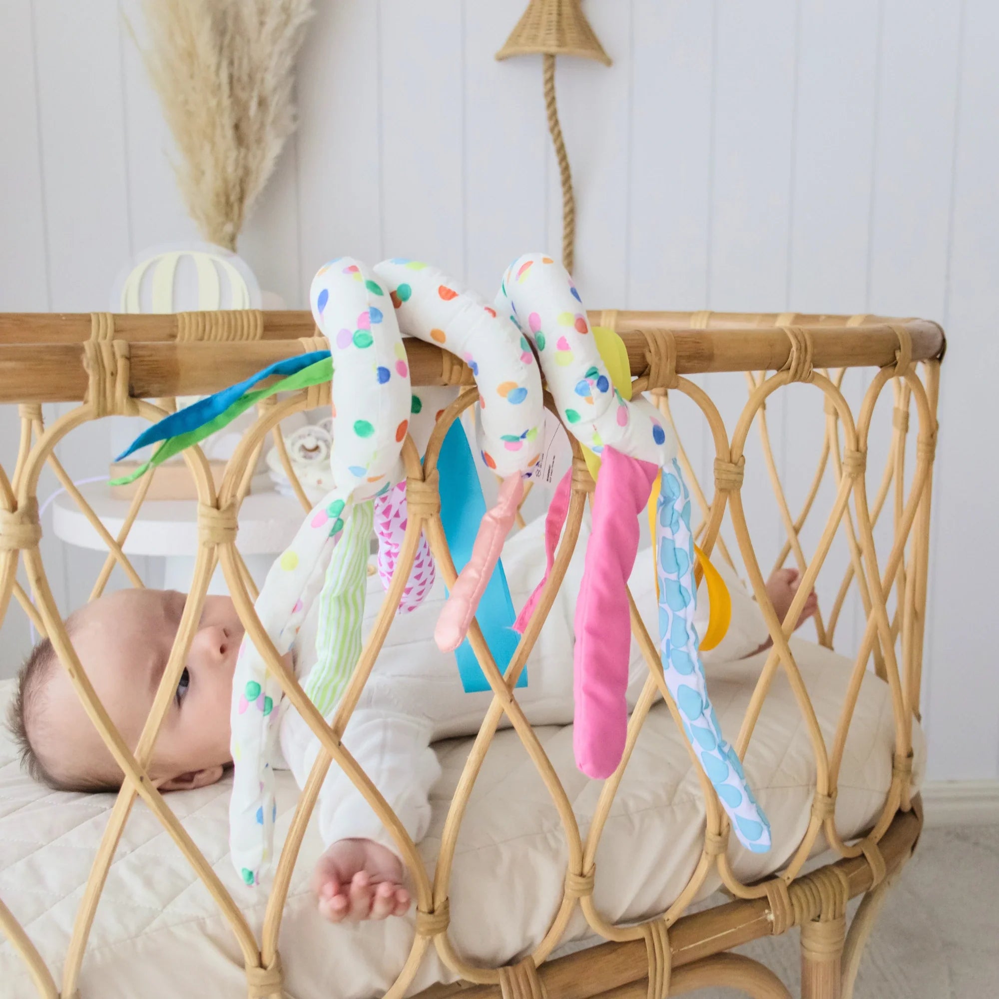 0–3 Month Montessori Set
