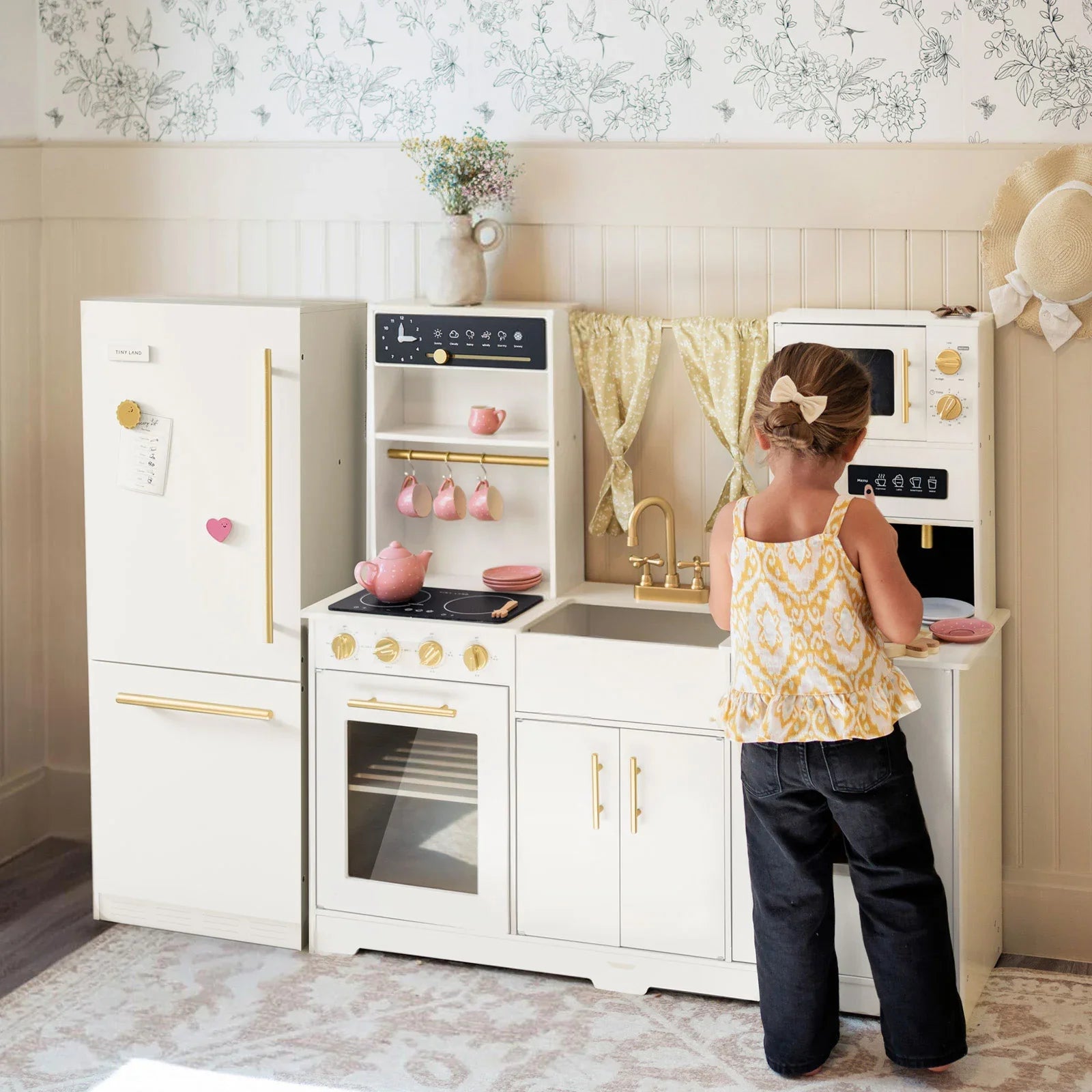 Family Feast Kitchen Set