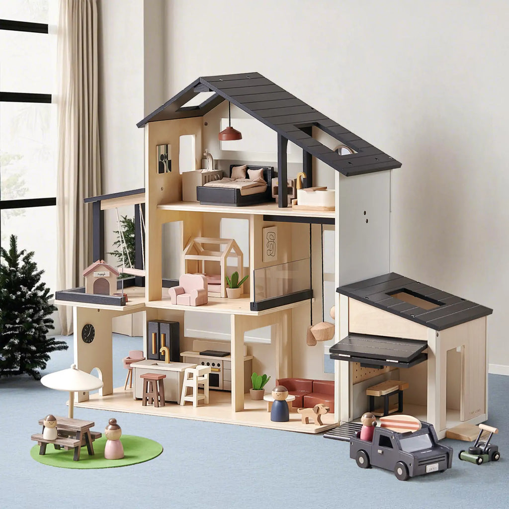 Wooden Dollhouse Garage