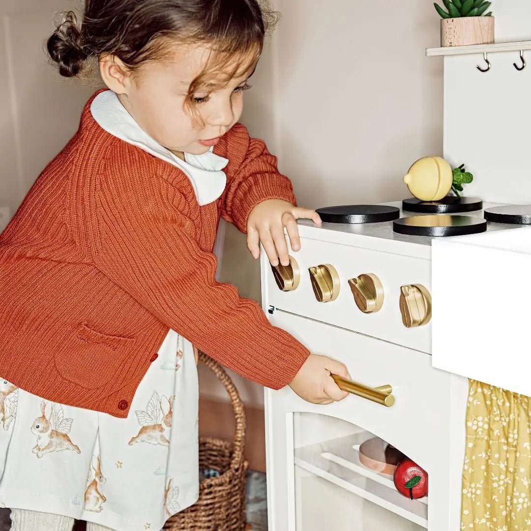 Honey Kitchenette Play Set