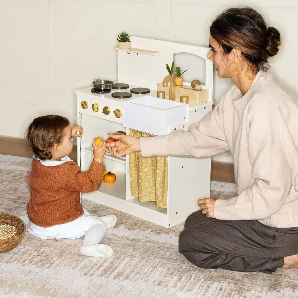 Honey Kitchenette Play Set